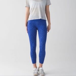 Lululemon Seamless Heathered Sapphire Blue Ebb to Street Pant Size 6